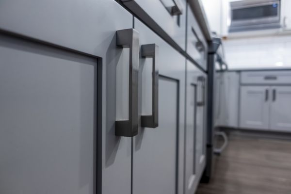 Cost of Hardware Mounting in Johnson City