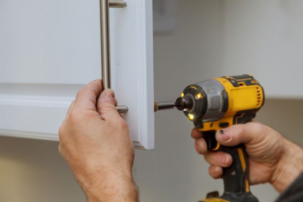 Cost of Cabinet Knob Installation in Johnson City
