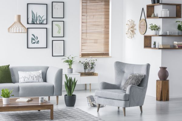 Cost of Wall Decor Hanging in Johnson City